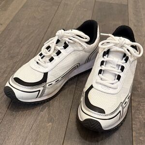 Michael Kors Stylish White & Black Women’s Sneakers - sz 8.5